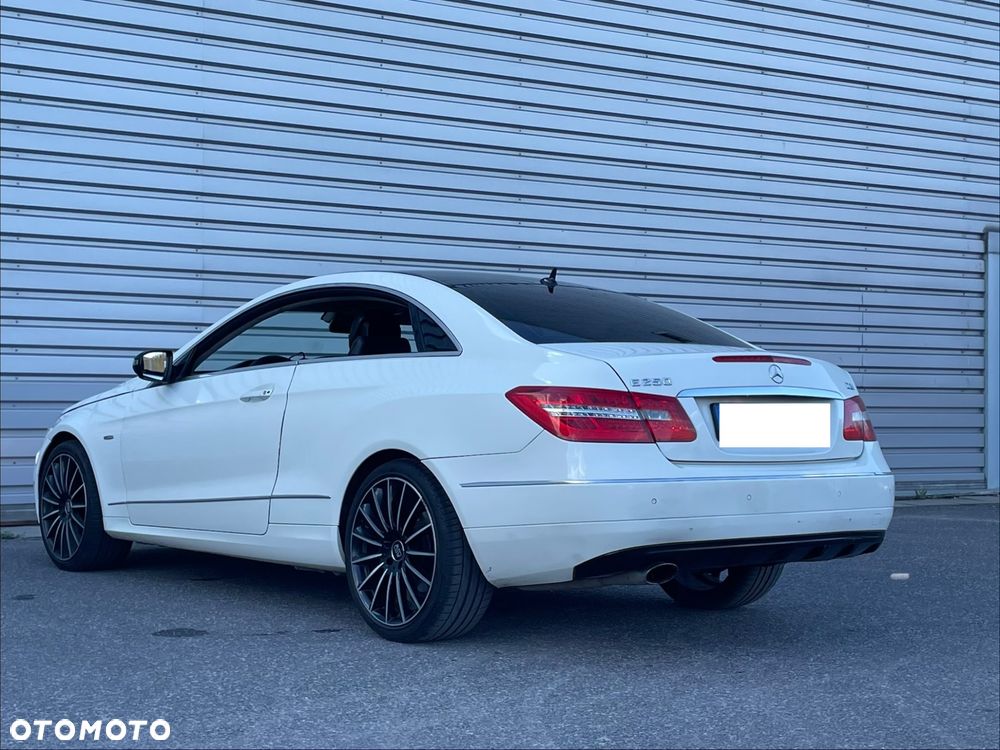Mercedes-Benz Klasa E 250 CDI 7G-TRONIC - 7