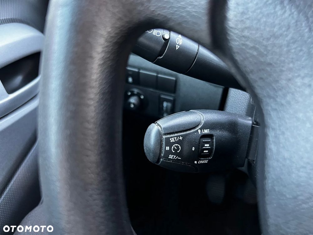 Peugeot Partner 1.6 BlueHDi Outdoor 7os - 36