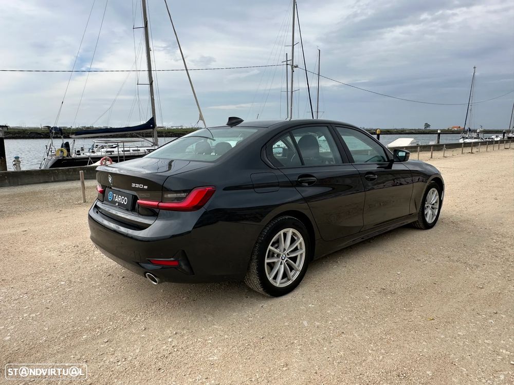 BMW 330 e Auto - 30