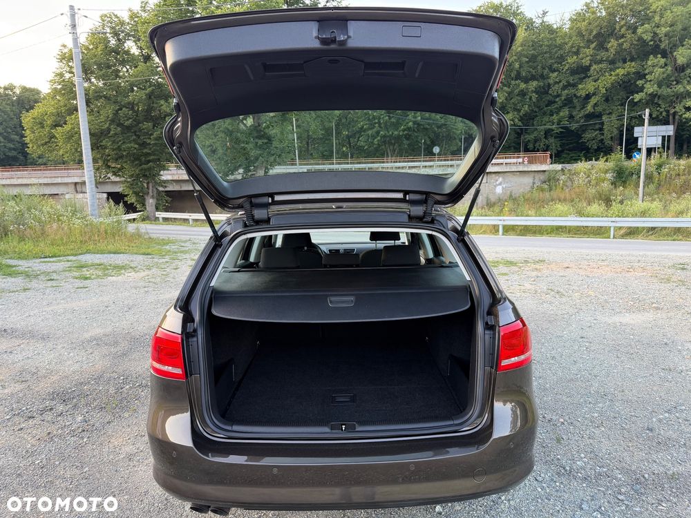 Volkswagen Passat 2.0 Blue TDI DPF Comfortline - 28