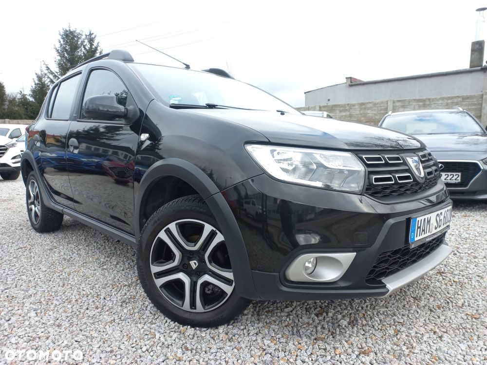 Dacia Sandero Stepway TCe 90 (S&S) Celebration - 2