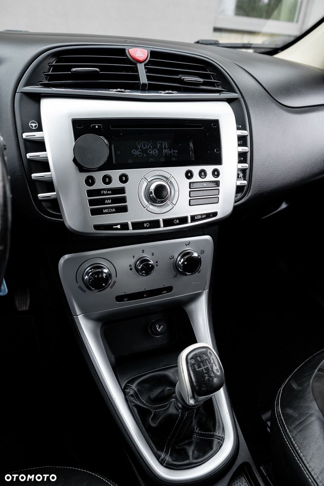 Lancia Delta 1.4 T-Jet Argento Euro5 - 31