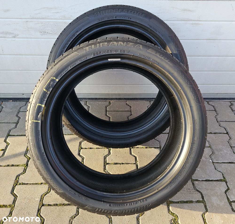 (O208) 225/45R19 92W 6,4mm / Bridgestone Turanza T001 - 5