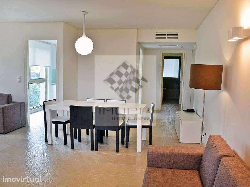 Único T2 em Troia Resort - Praia Arrábida - Grande imagem: 4/60