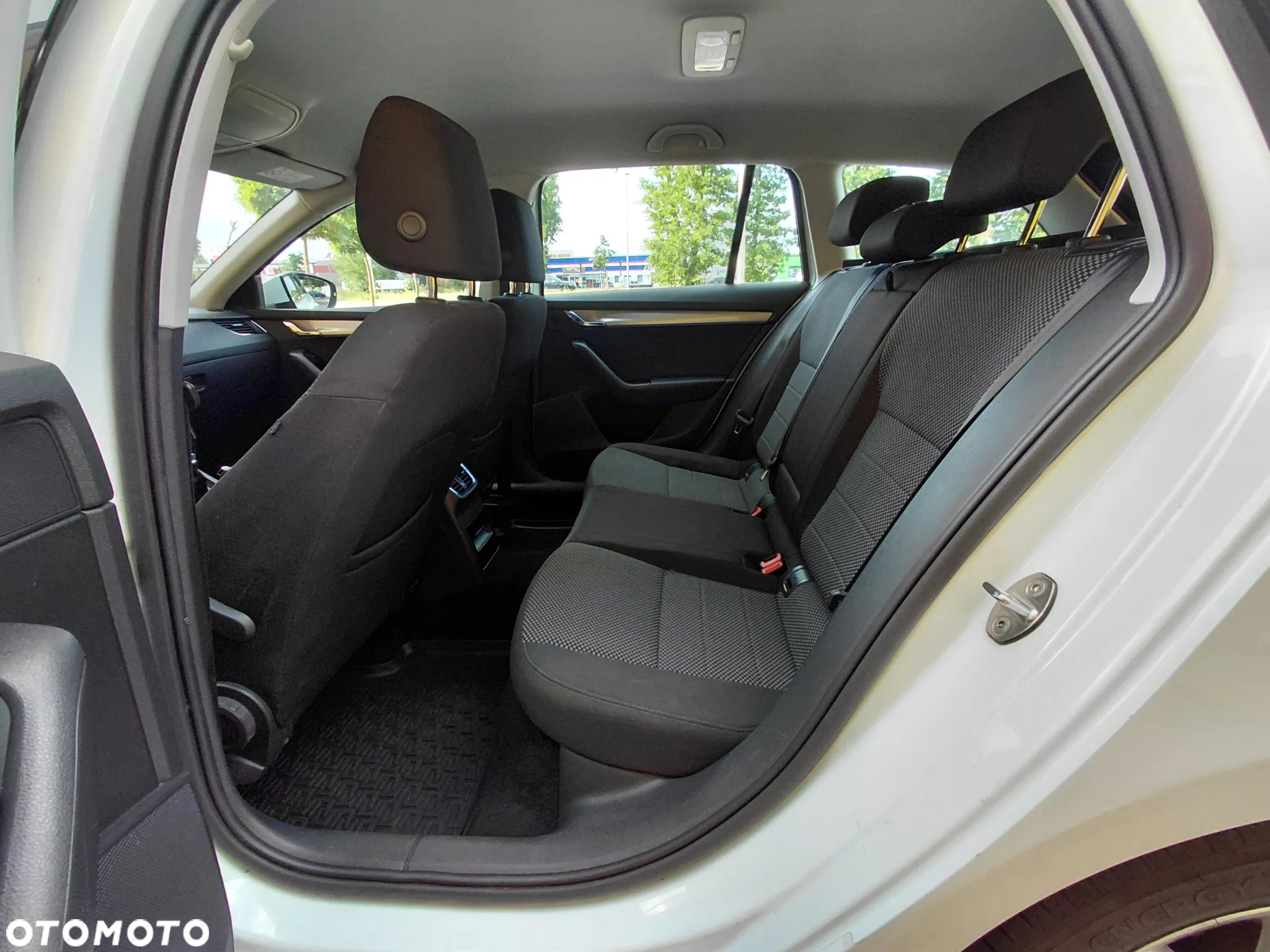Skoda Octavia 1.6 TDI (Green tec) Active - 13