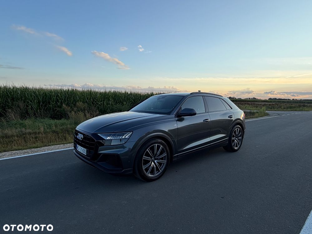 Audi Q8 - 6