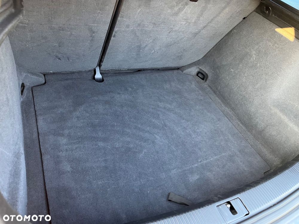 Audi A3 Sportback 1.6 Ambition - 27