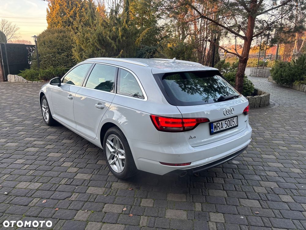 Audi A4 Avant 2.0 TDI - 9