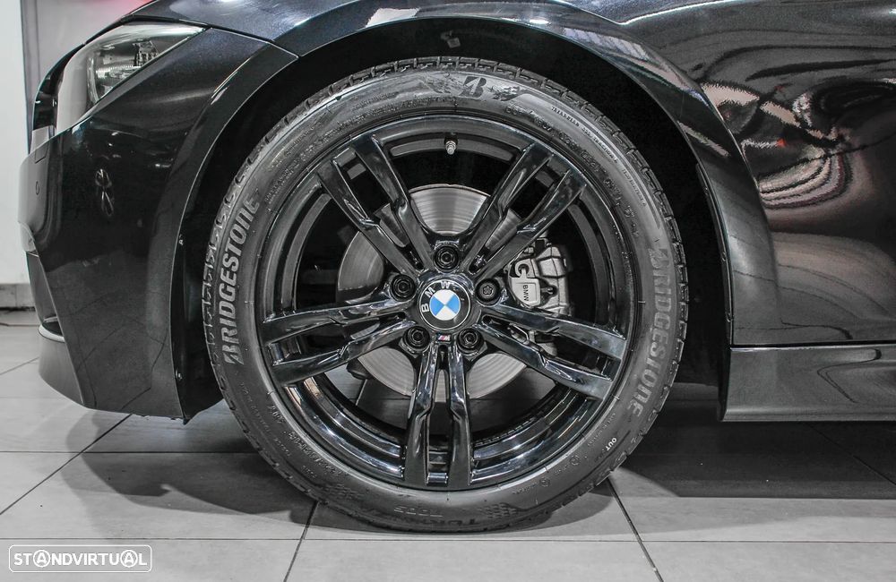 BMW 320 d Auto Pack M - 13