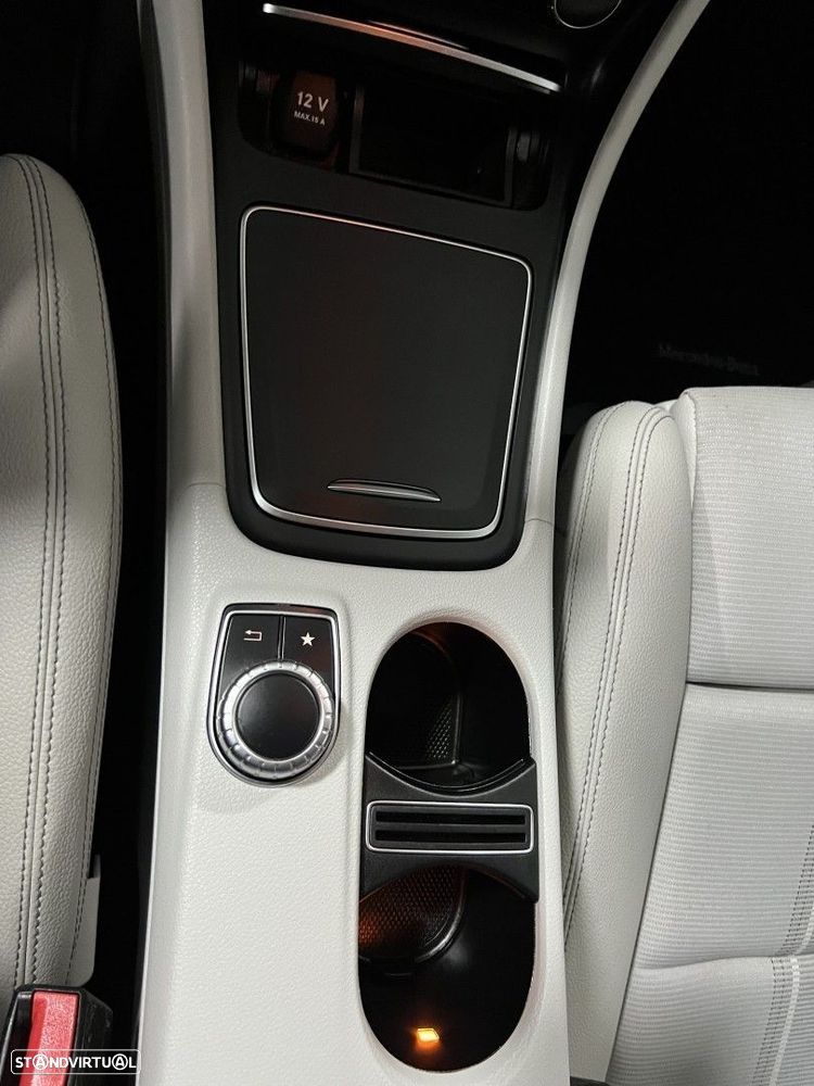 Mercedes-Benz CLA 200 d Shooting Brake Urban Aut. - 18