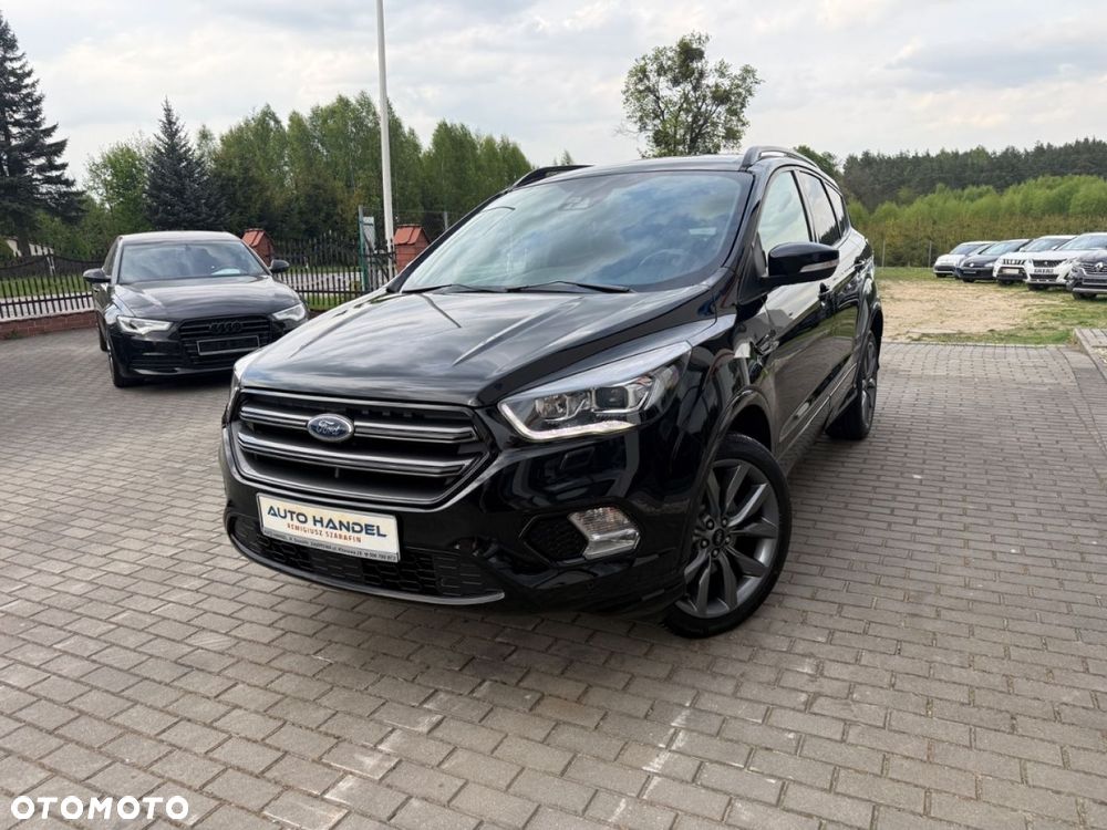 Ford Kuga - 1