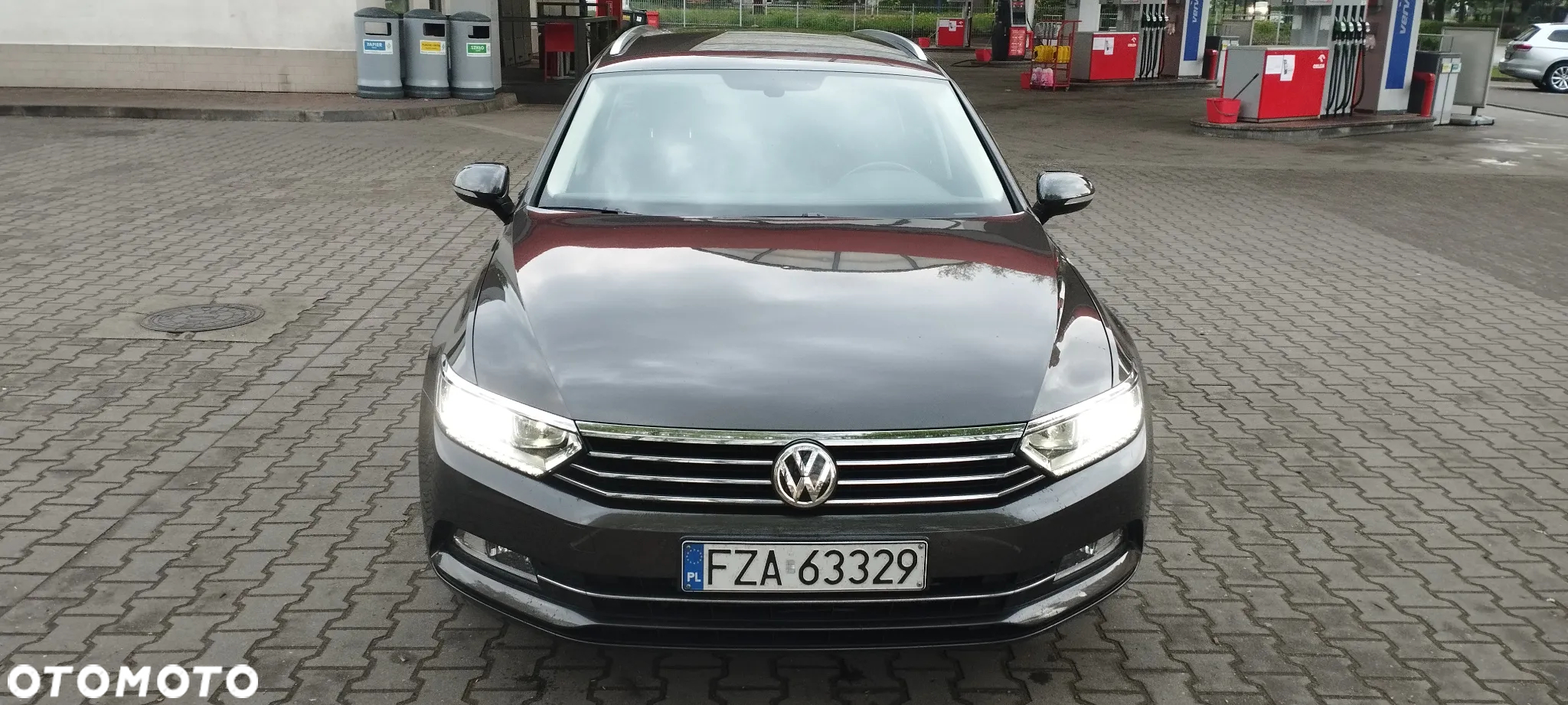 Volkswagen Passat - 2