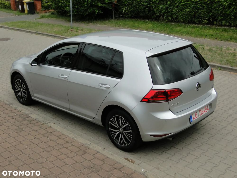 Volkswagen Golf 1.6 TDI BlueMotion Technology Allstar - 18