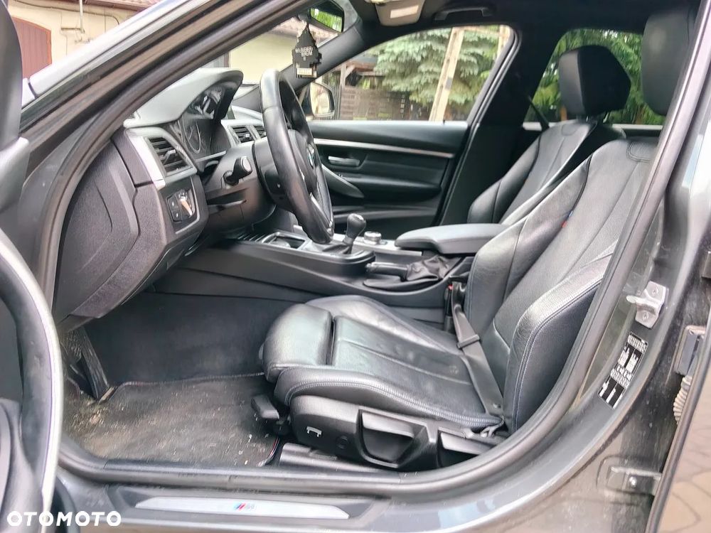 BMW Seria 3 320d M Sport Shadow - 15