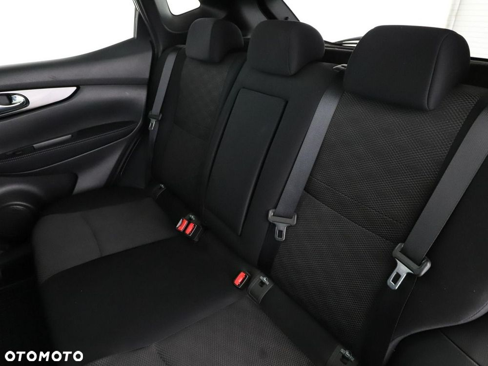 Nissan Qashqai 1.6 dCi 360 S&S - 18