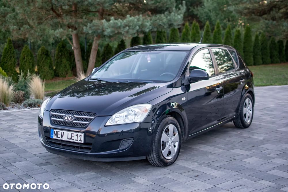 Kia Ceed - 3