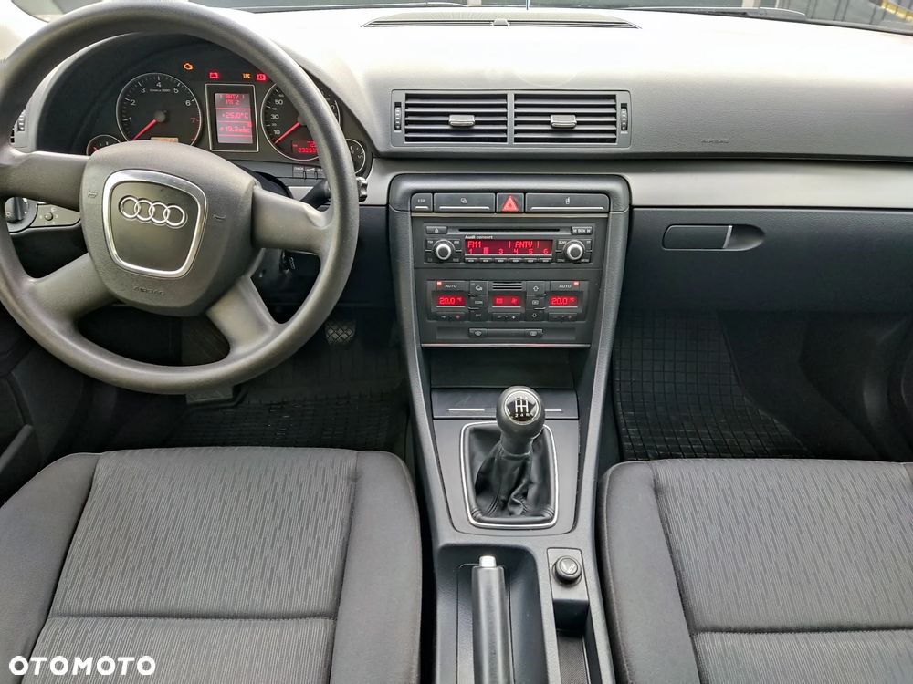 Audi A4 Limousine 2 - 9