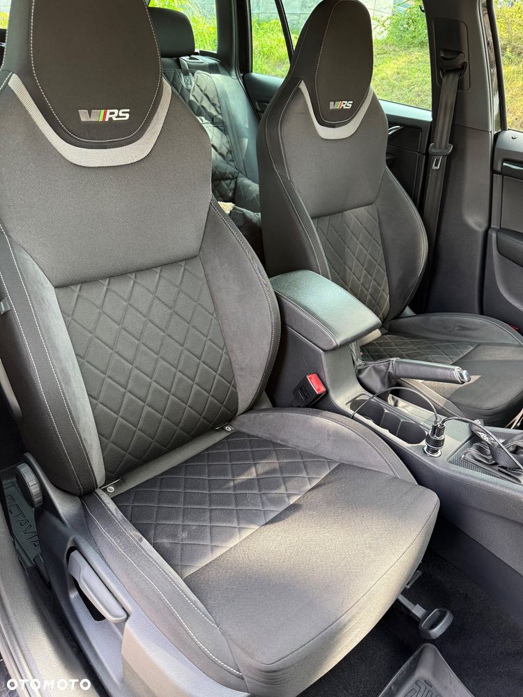 Skoda Octavia 2.0 TDI RS DSG - 8