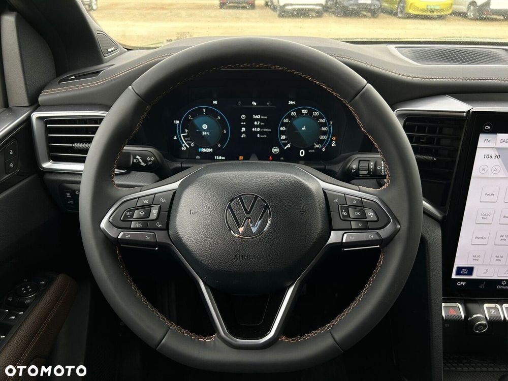 Volkswagen Amarok - 16
