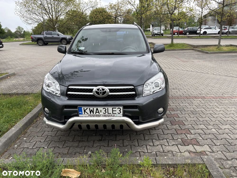 Toyota RAV4 2.2 D-4D Premium - 6