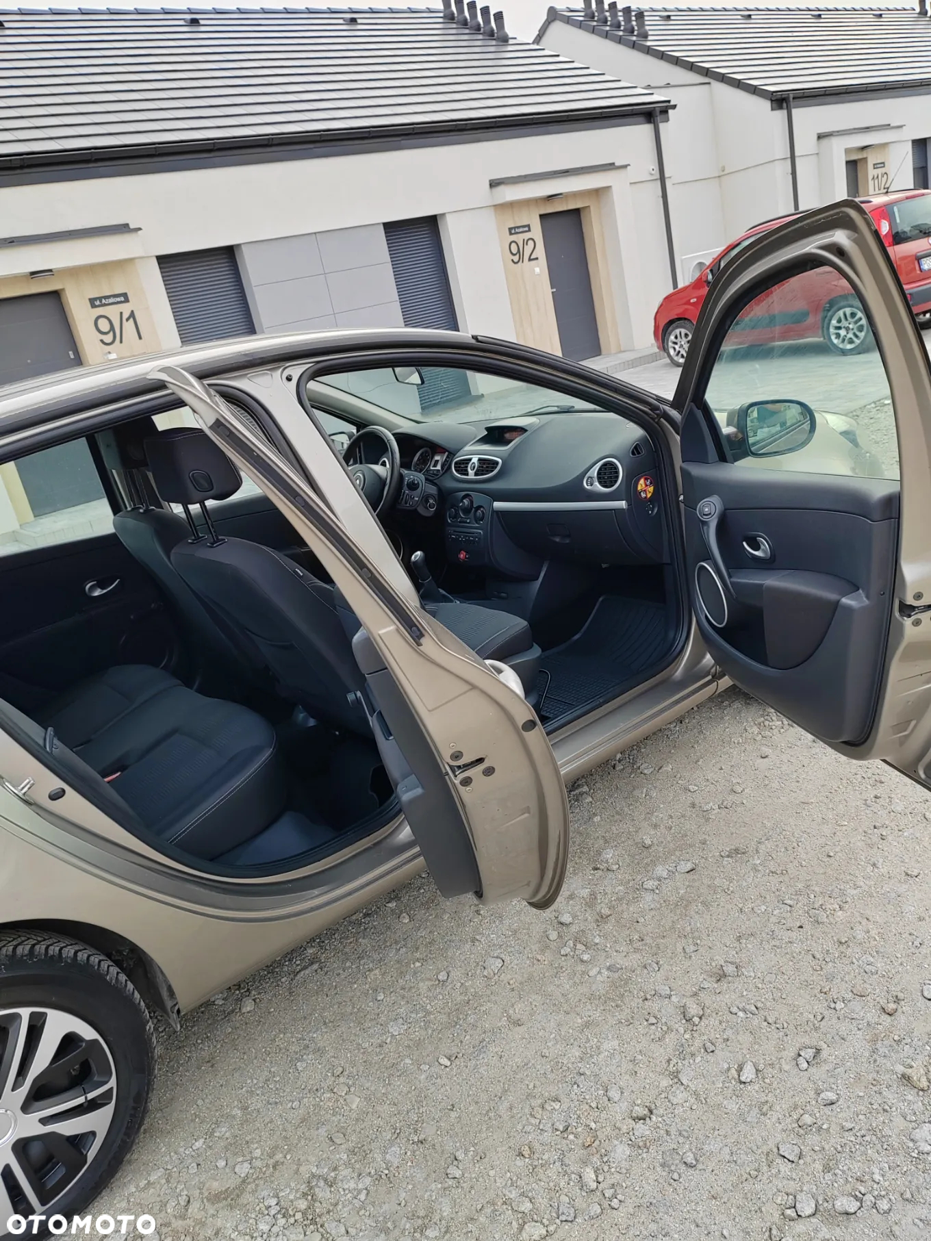 Renault Clio 1.2 16V 75 Expression - 4