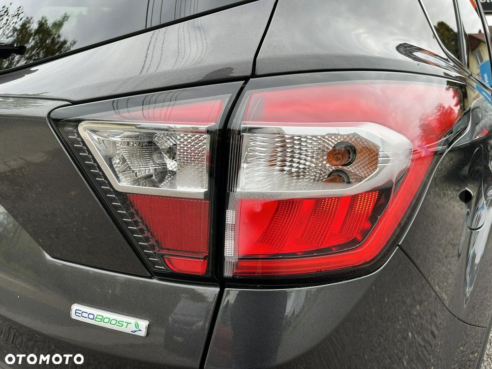 Ford Kuga 1.5 EcoBoost 2x4 Trend - 24