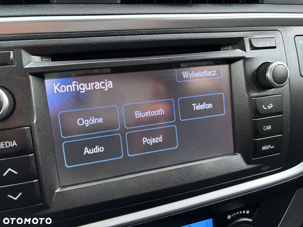 Toyota Auris 1.8 HSD Luna - 20