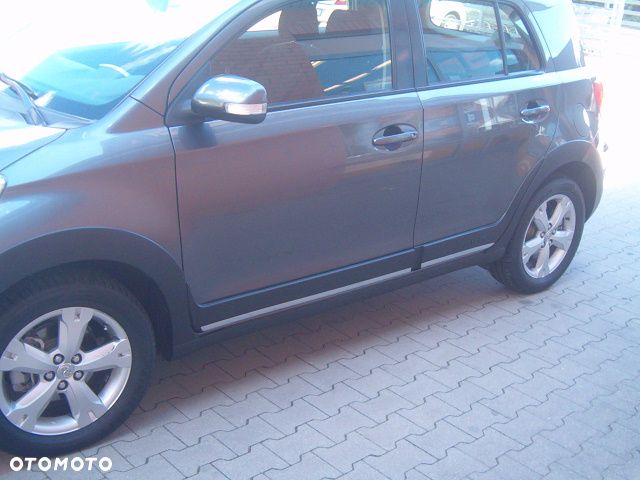 Toyota Urban Cruiser - 11