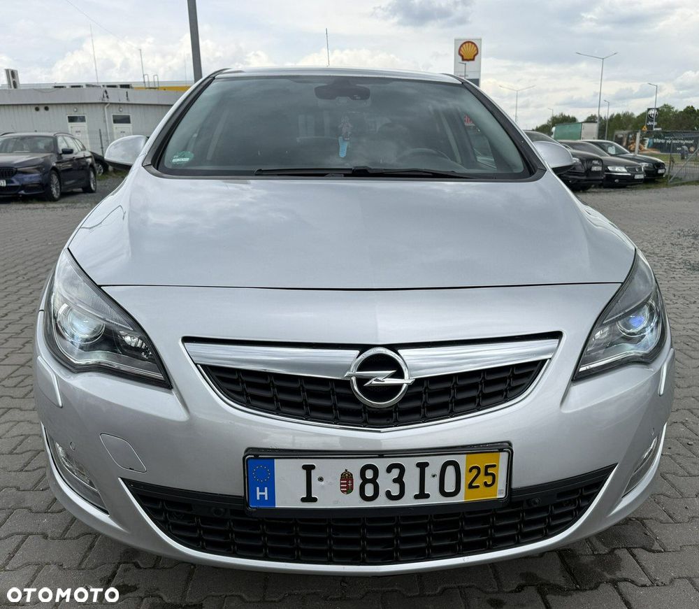 Opel Astra - 11