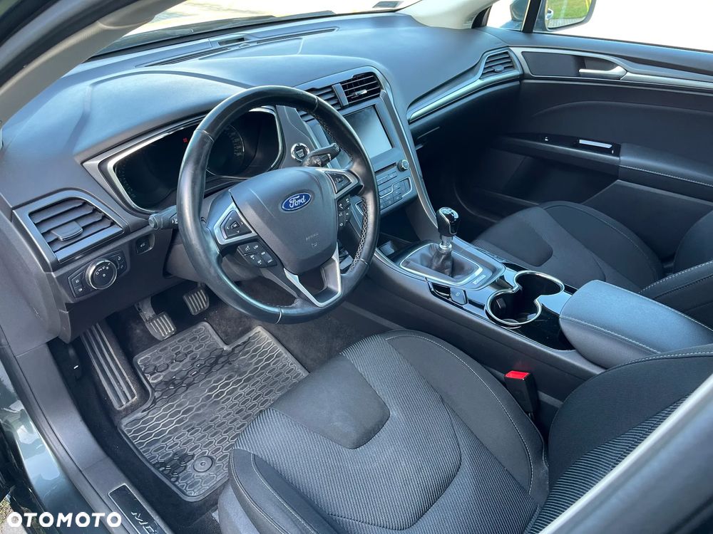 Ford Mondeo - 9