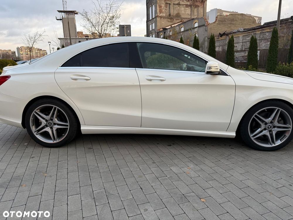 Mercedes-Benz CLA 250 7G-DCT - 9