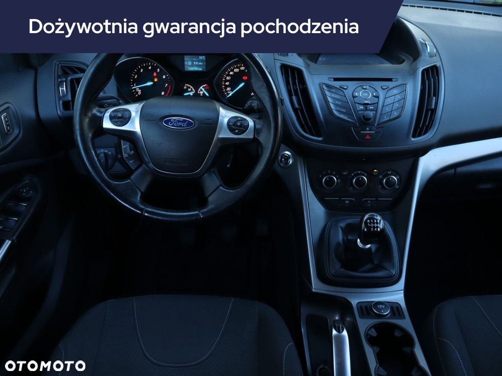 Ford Kuga - 9
