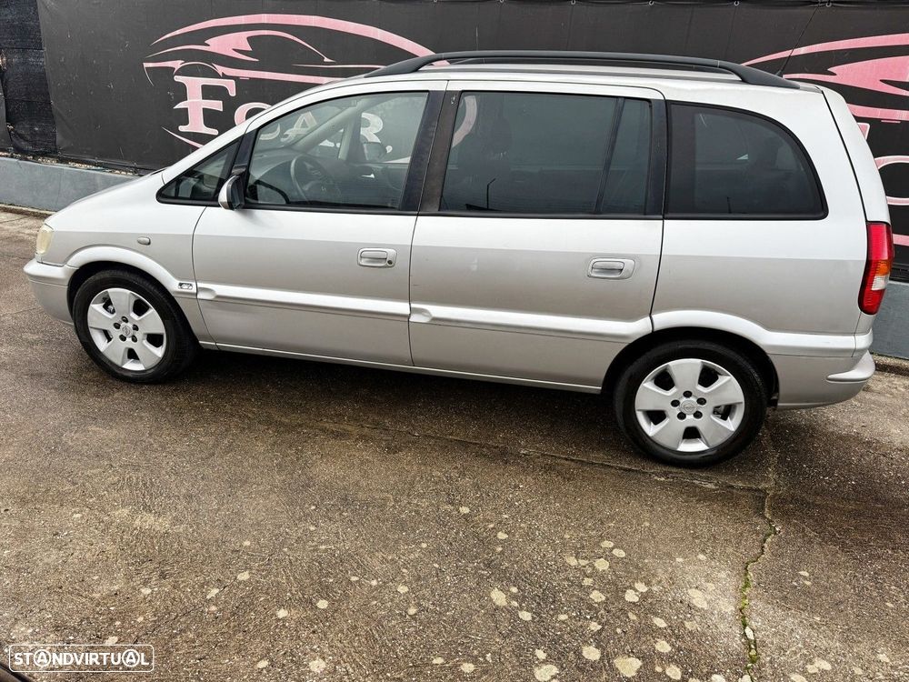 Opel Zafira - 20