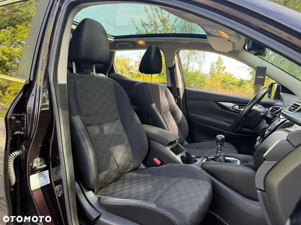 Nissan Qashqai 1.2 DIG-T N-Connecta - 15