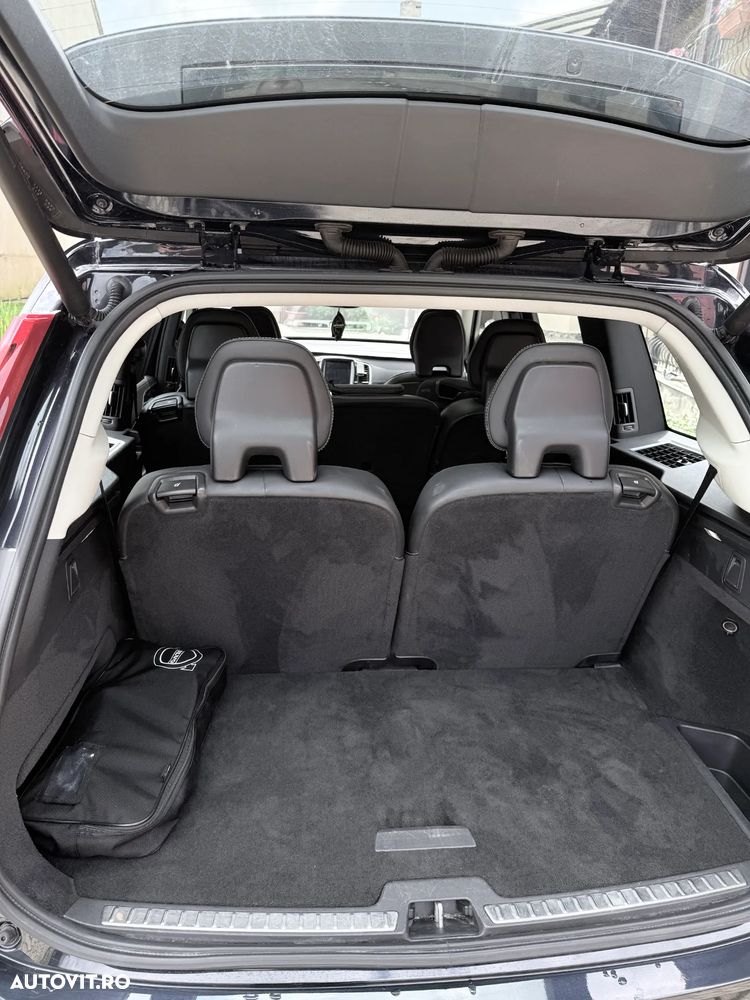 Volvo XC 90 - 26