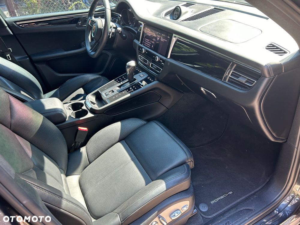 Porsche Macan PDK - 16