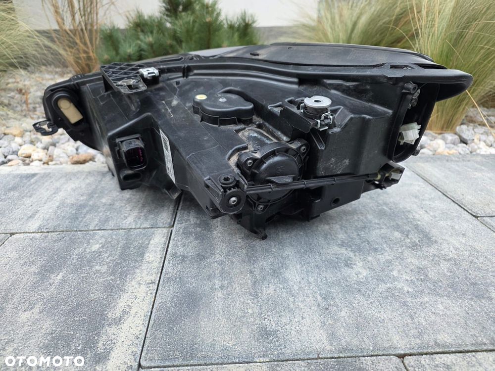 seat leon iv 4 lampa prawa przód full led matrix 5fb941036b - 7