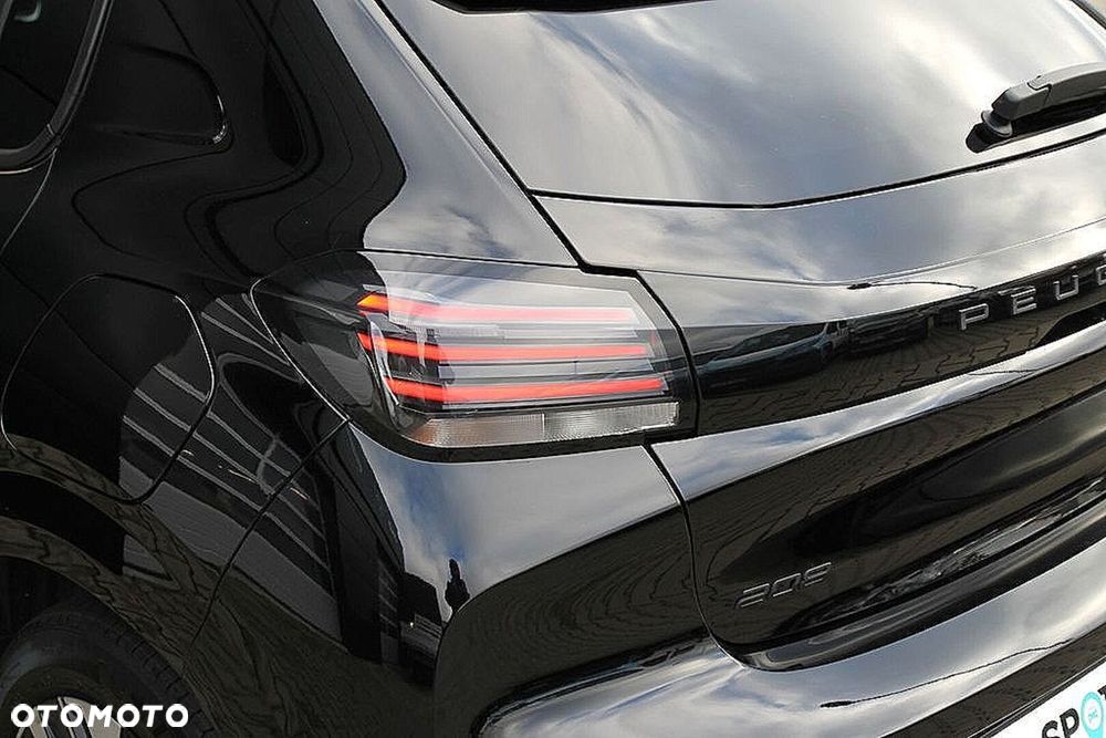 Peugeot 208 - 28