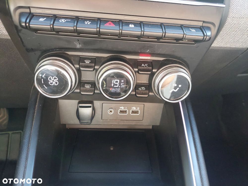 Renault Clio 1.0 TCe Techno - 11