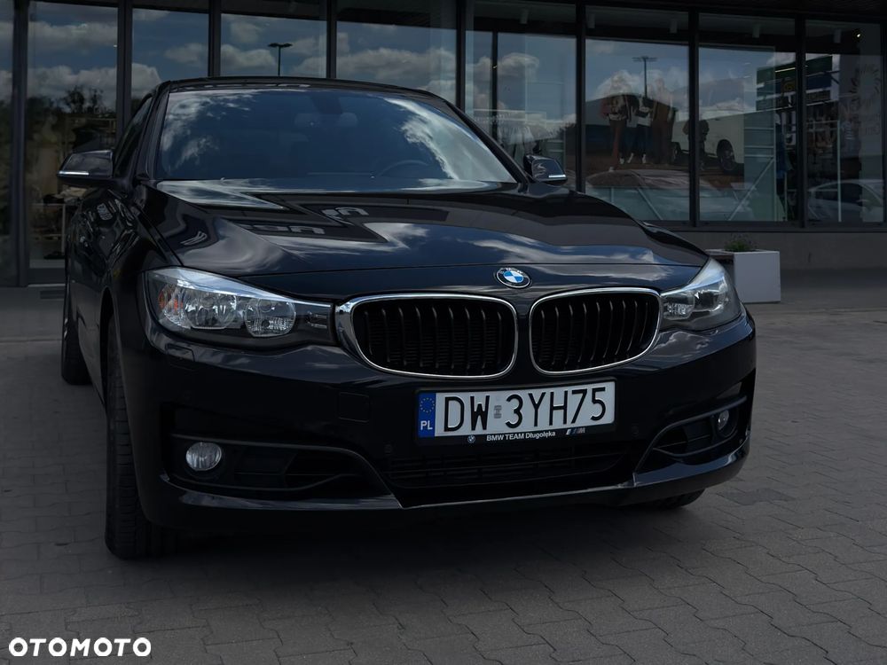 BMW 3GT 328i xDrive Sport Line - 3