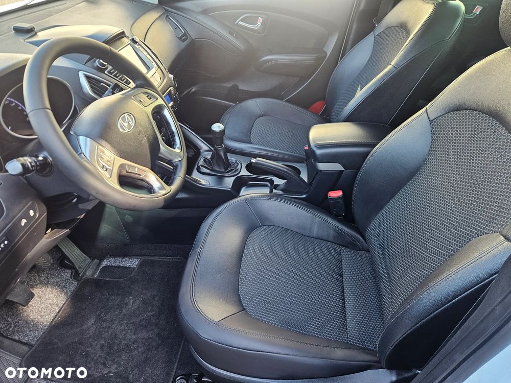 Hyundai ix35 2.0 2WD Style - 10