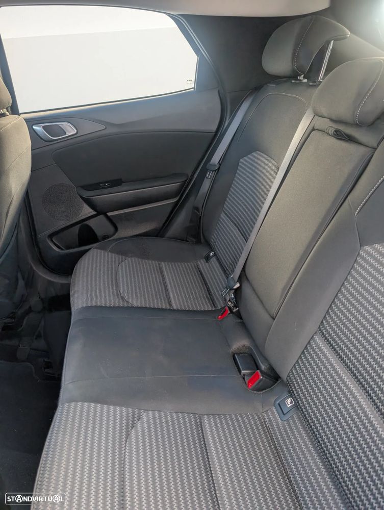 Kia XCeed 1.0 T-GDI GT-Line - 11