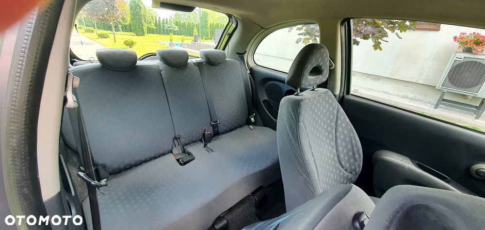 Nissan Micra - 8