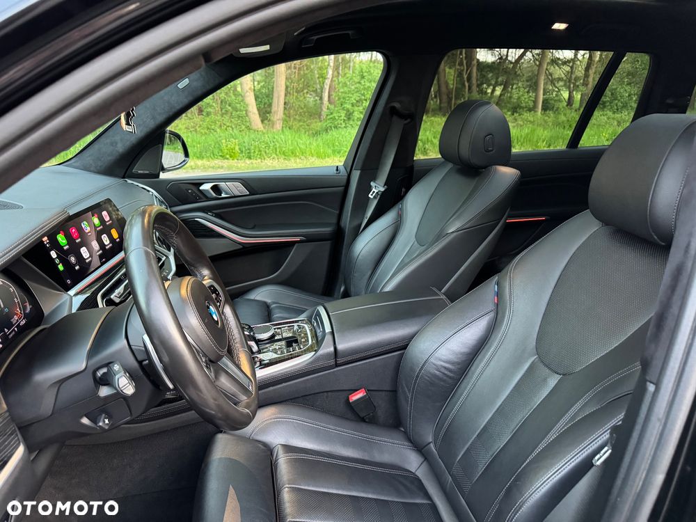 BMW X7 - 12