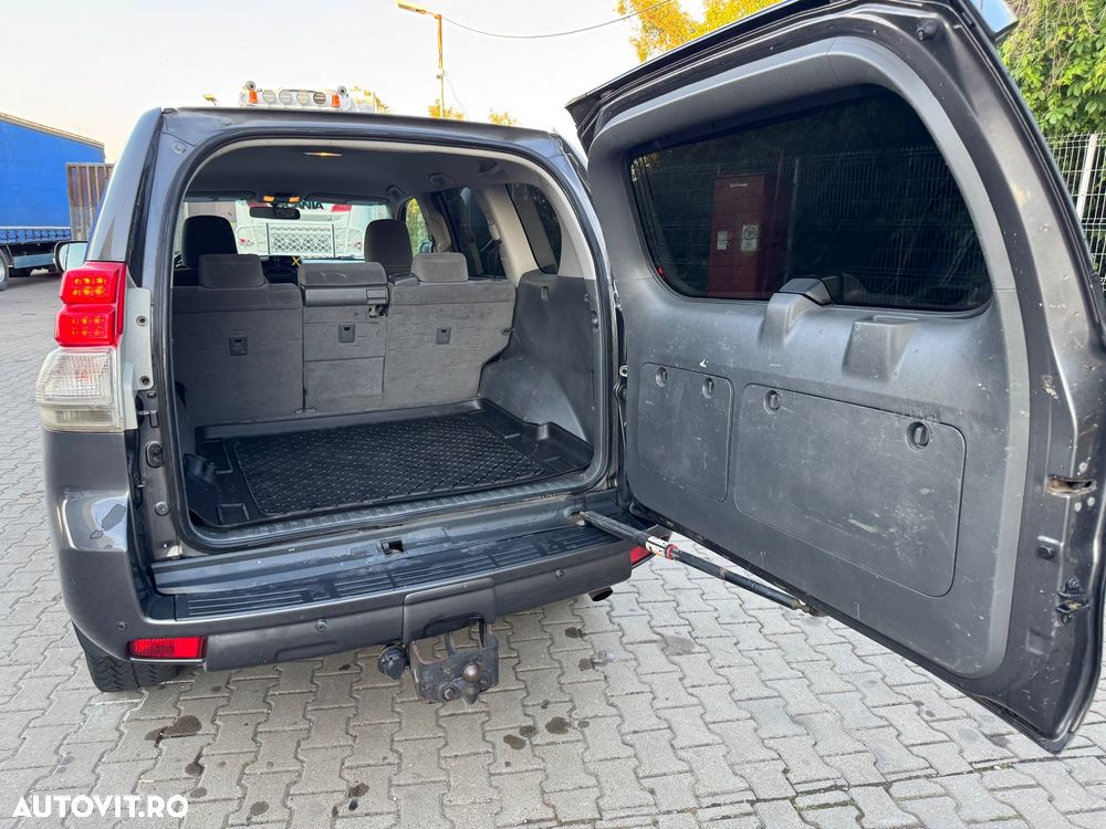 Toyota Land Cruiser 3.0l Turbo D-4D Aut. Luxury - 17