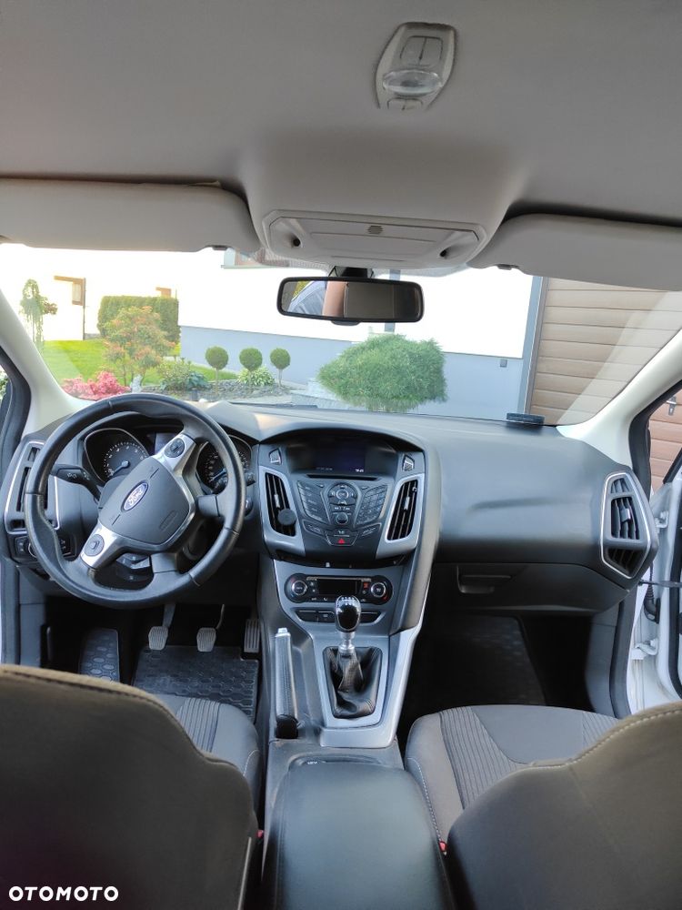 Ford Focus - 8