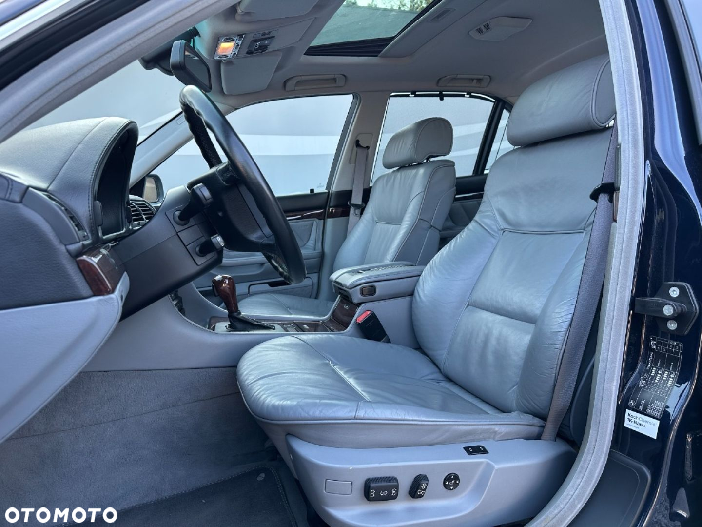 BMW Seria 7 750i - 19