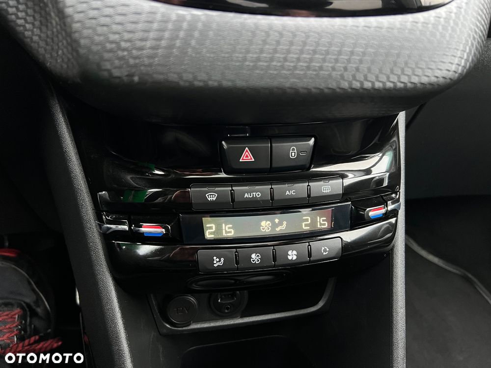Peugeot 2008 PureTech 110 Stop&Start Crossway - 23