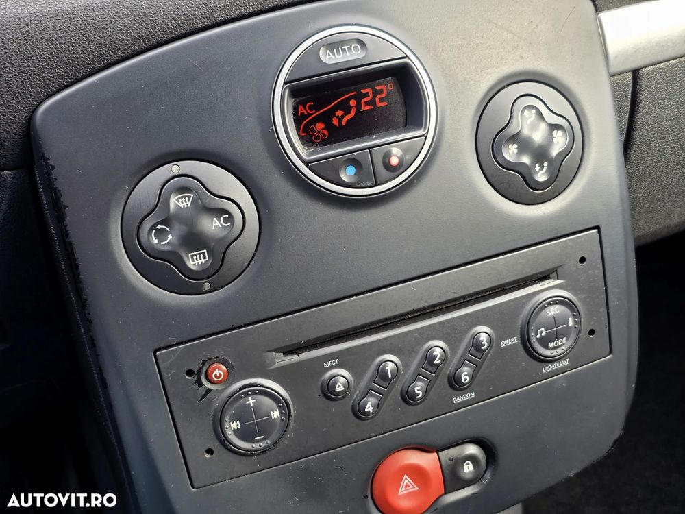 Renault Clio 1.4 Dynamique - 8