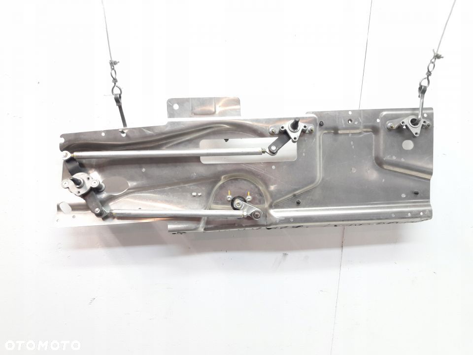 Aston Martin Vantage mechanizm wycieraczek przod - 1